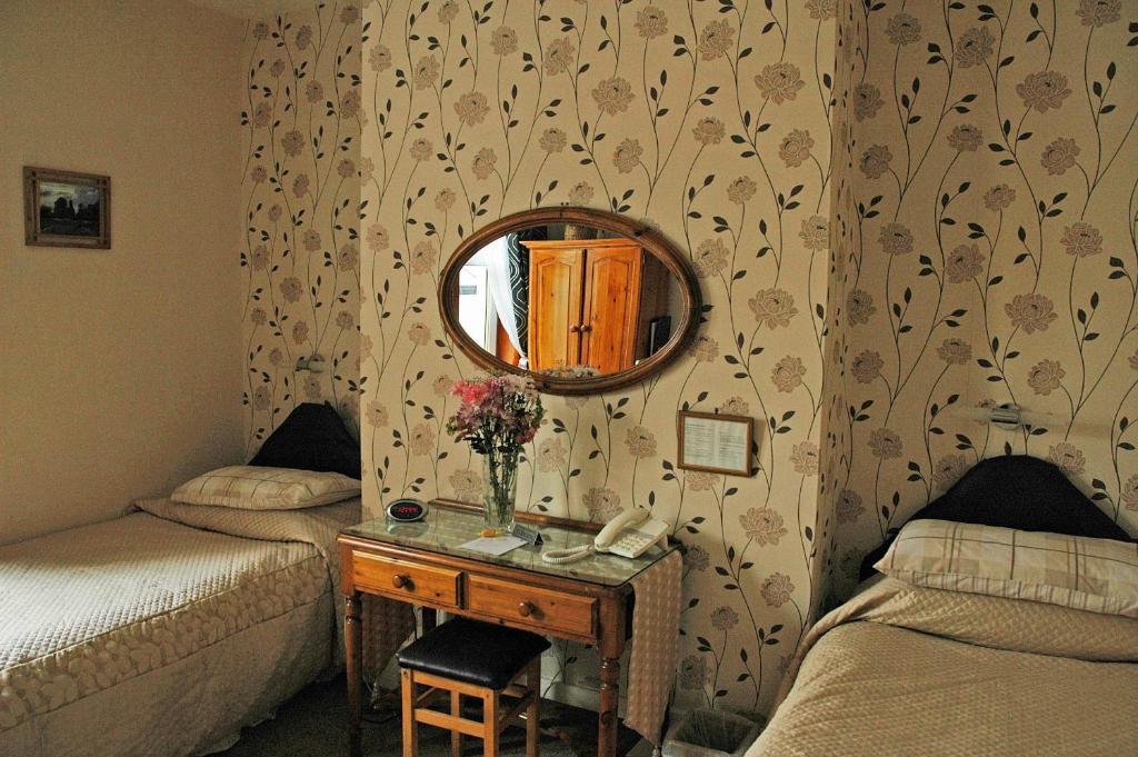 Pitreavie Guest House 던펌린 객실 사진