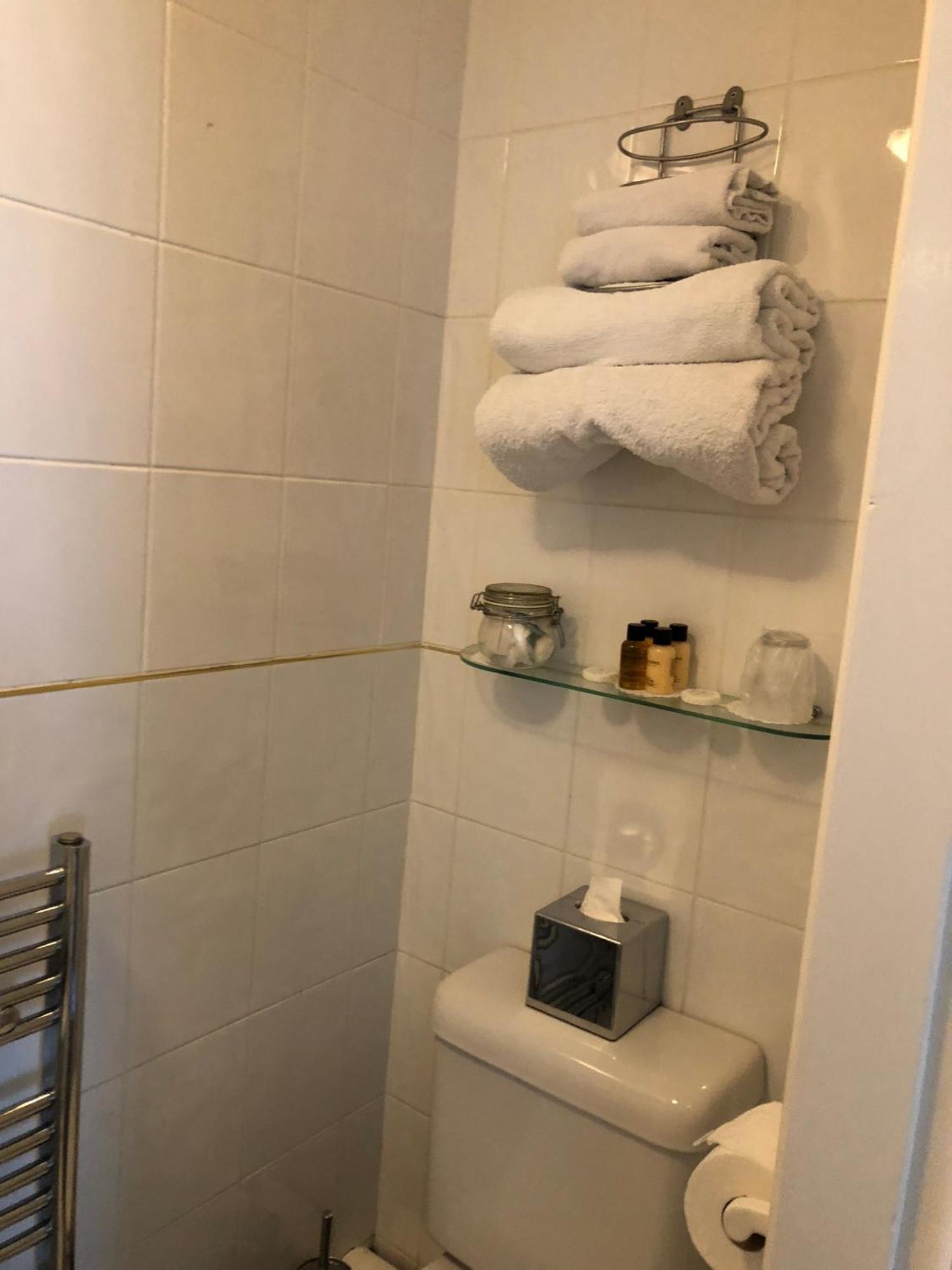 Pitreavie Guest House 던펌린 외부 사진